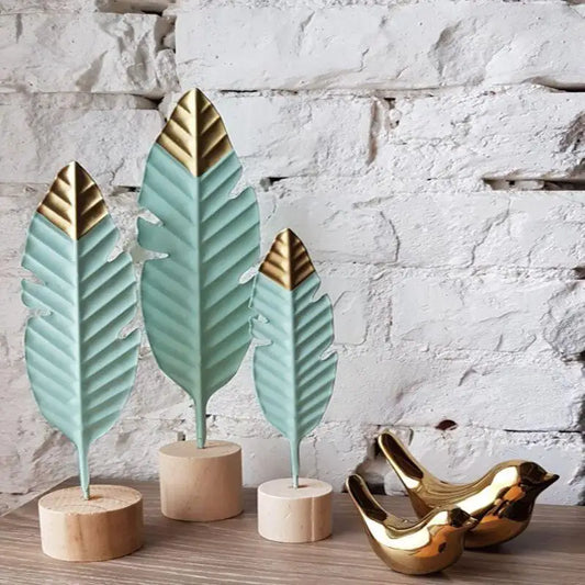 Modern Feather Wooden Figurines